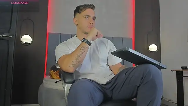 Liam walk  online show from 26, 3, 2026