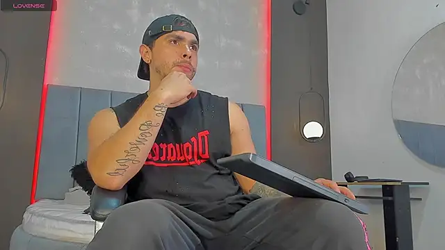 Liam walk  online show from 9, 3, 2026