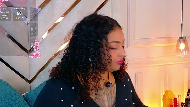 Snapshot of Cristal-Jonnes chatting on 12, 7, 2026 Cristal-Jonnes online show from 12, 7, 2026