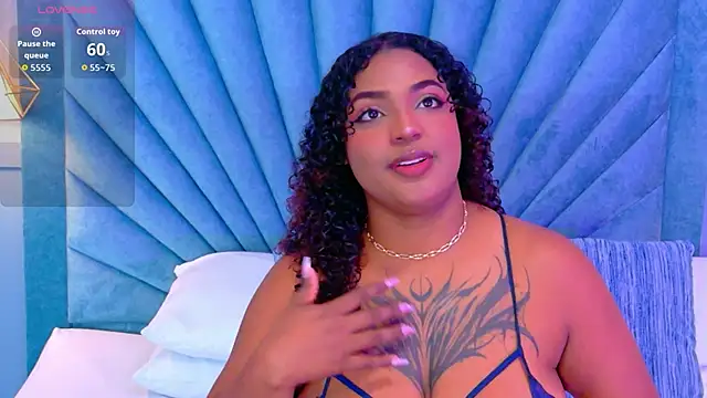 Cristal-Jonnes online show from 16, 10, 2025