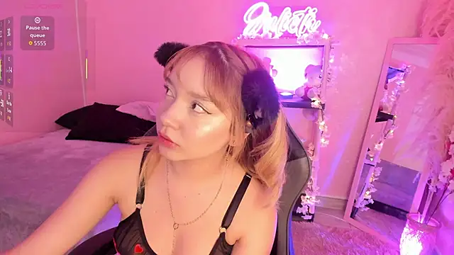 JuliethMoss online show from 25, 2, 2026