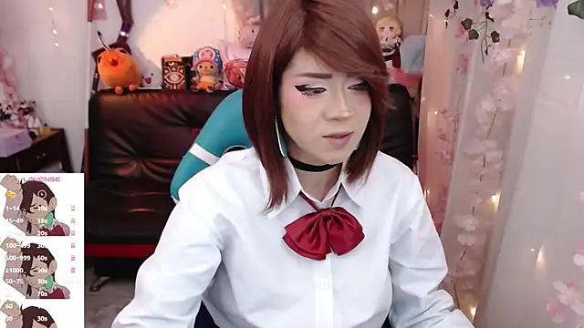 jadedelux  online show from 17, 9, 2025