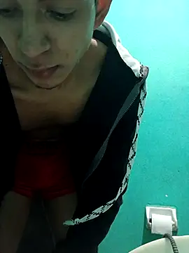 Snapshot of saik_03 chatting on 5, 12, 2025 saik 03 online show from 5, 12, 2025