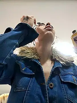 Pamelamiler   online show from 17, 1, 2026