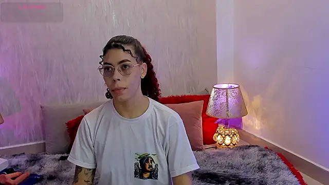 Pamelamiler   online show from 15, 2, 2026