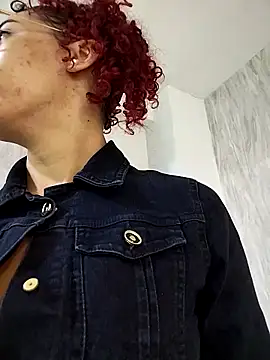 Pamelamiler   online show from 2, 10, 2025