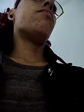 Pamelamiler   online show from 10, 9, 2025