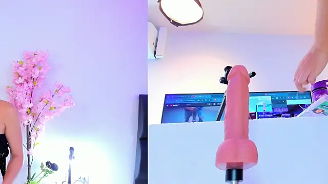 maily zanss online show from 4, 12, 2025