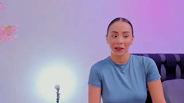 maily zanss online show from 10, 4, 2026