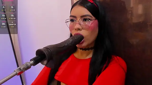 pocahontas lantina online show from 18, 4, 2026