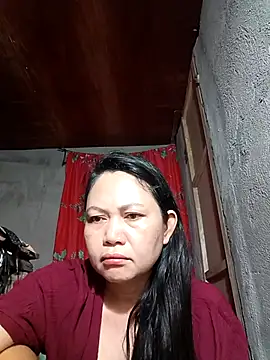 Everleigh mom online show from 16, 11, 2025