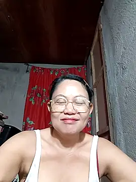 Everleigh mom online show from 18, 11, 2025