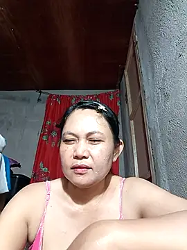 Everleigh mom online show from 4, 10, 2025