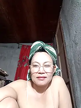 Everleigh mom online show from 26, 11, 2025