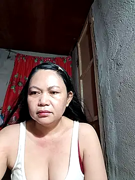 Everleigh mom online show from 11, 10, 2025