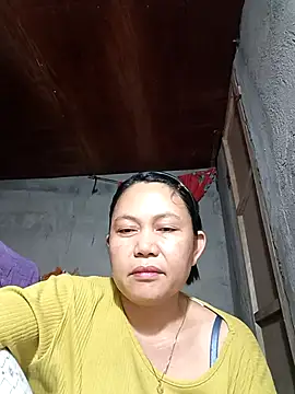 Everleigh mom online show from 3, 11, 2025