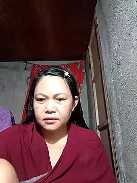 Everleigh mom online show from 5, 10, 2025