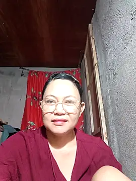 Everleigh mom online show from 25, 10, 2025