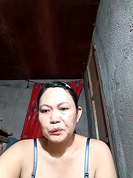 Everleigh mom online show from 27, 10, 2025