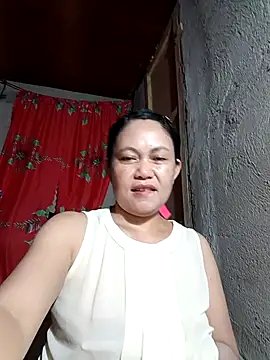 Everleigh mom online show from 11, 10, 2025