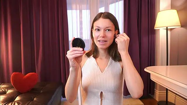 ElwynaBrickell online show from 7, 11, 2025