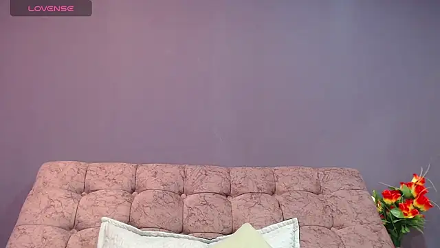 KateWelsin online show from 2, 2, 2026