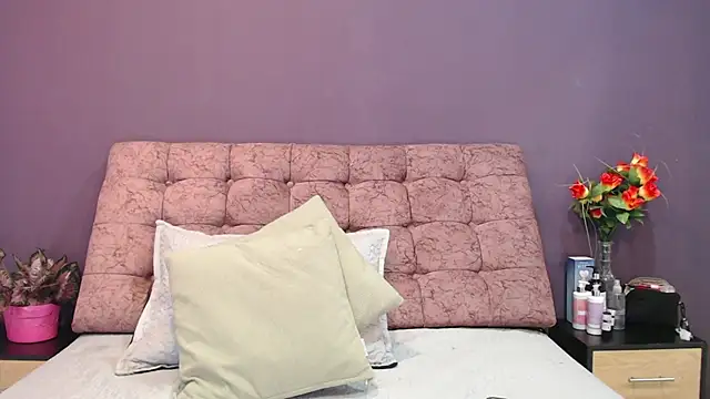 KateWelsin online show from 5, 11, 2025