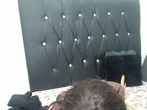 Lsnickykhanyile online show from 2, 10, 2025