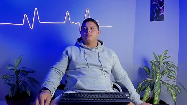 Maximus Steel online show from 10, 11, 2025