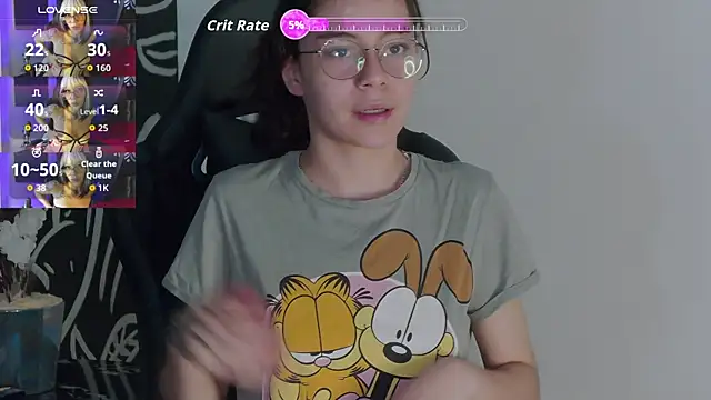 RavennMoonn online show from 9, 10, 2025