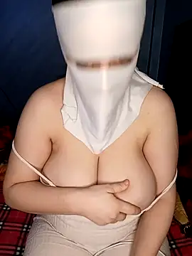 Snapshot of Lamia_Queen_ chatting on 27, 11, 2025 Lamia Queen online show from 27, 11, 2025