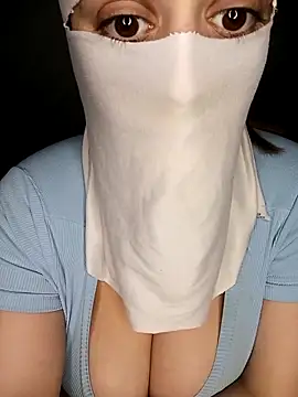 Snapshot of Lamia_Queen_ chatting on 20, 10, 2025 Lamia Queen online show from 20, 10, 2025