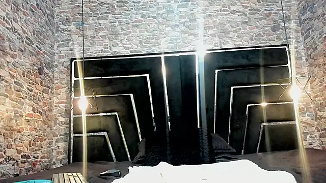 ALYANNA HOT  online show from 1, 12, 2025