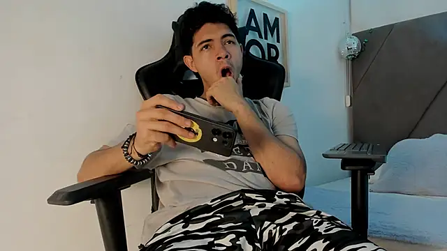 andrew colleman online show from 7, 2, 2026