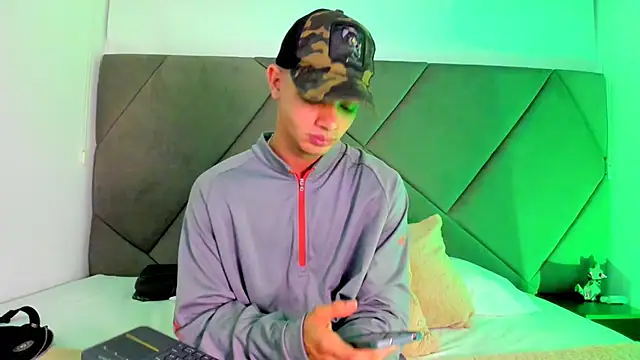 andrew colleman online show from 13, 9, 2025