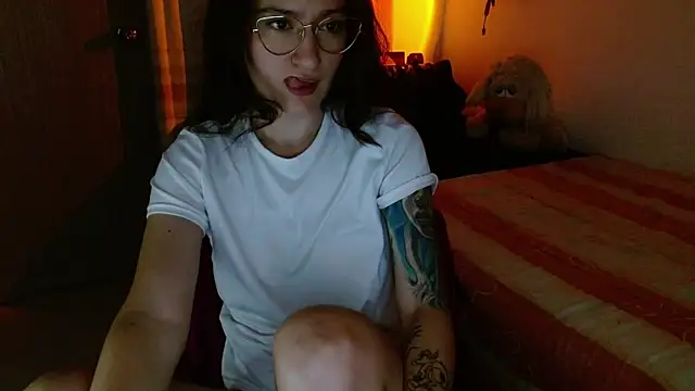 lia ana online show from 7, 5, 2026