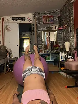 Snapshot of TranSexualJade95 chatting on 18, 6, 2026 TranSexualJade95 online show from 18, 6, 2026
