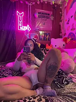 TranSexualJade95 online show from 4, 4, 2026