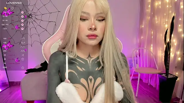 AlinaLukyanova online show from 2, 12, 2025