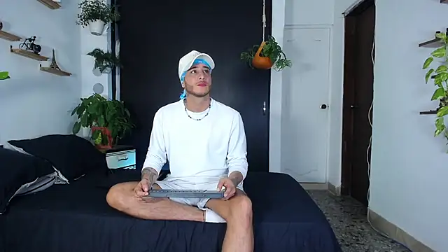 Borsalino Adam online show from 24, 11, 2025