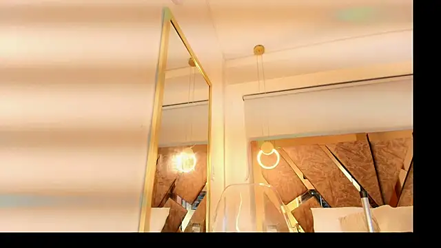 zarah andrew   online show from 11, 11, 2025