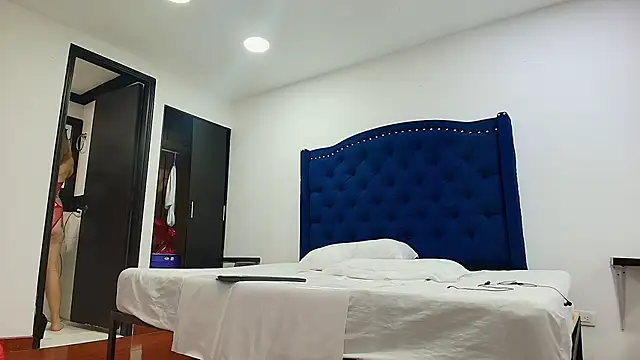 zarah andrew   online show from 19, 9, 2025