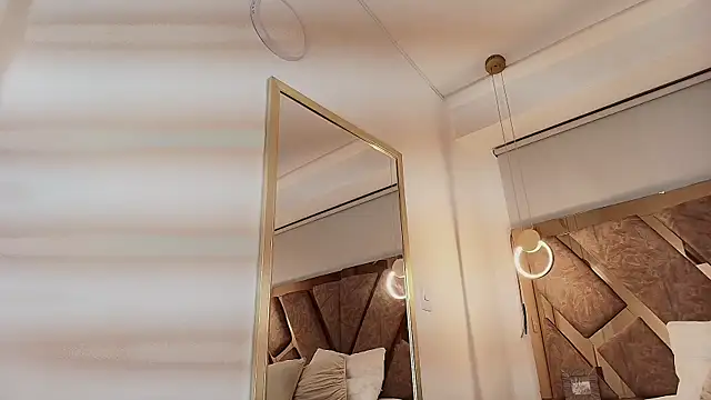 zarah andrew   online show from 15, 9, 2025