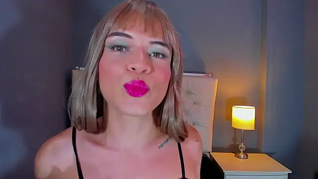 OrianaSaenz  online show from 11, 11, 2025