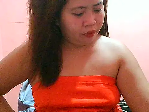 Snapshot of fresh_rosie chatting on 29, 5, 2026 fresh rosie online show from 29, 5, 2026