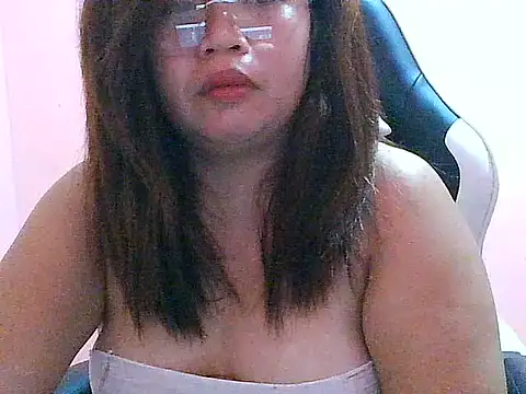 Snapshot of fresh_rosie chatting on 9, 7, 2026 fresh rosie online show from 9, 7, 2026