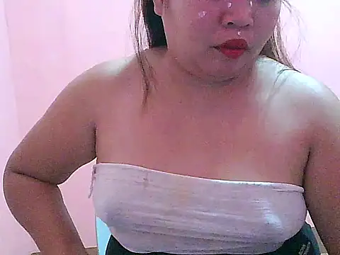 Snapshot of fresh_rosie chatting on 3, 5, 2026 fresh rosie online show from 3, 5, 2026