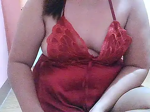 Snapshot of fresh_rosie chatting on 4, 5, 2026 fresh rosie online show from 4, 5, 2026