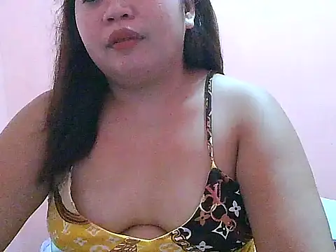 Snapshot of fresh_rosie chatting on 12, 5, 2026 fresh rosie online show from 12, 5, 2026