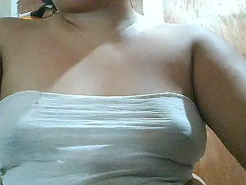 Snapshot of fresh_rosie chatting on 1, 3, 2026 fresh rosie online show from 1, 3, 2026